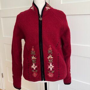 Embroidered Icelandic Design 100% wool zip up cardigan with pockets - size S